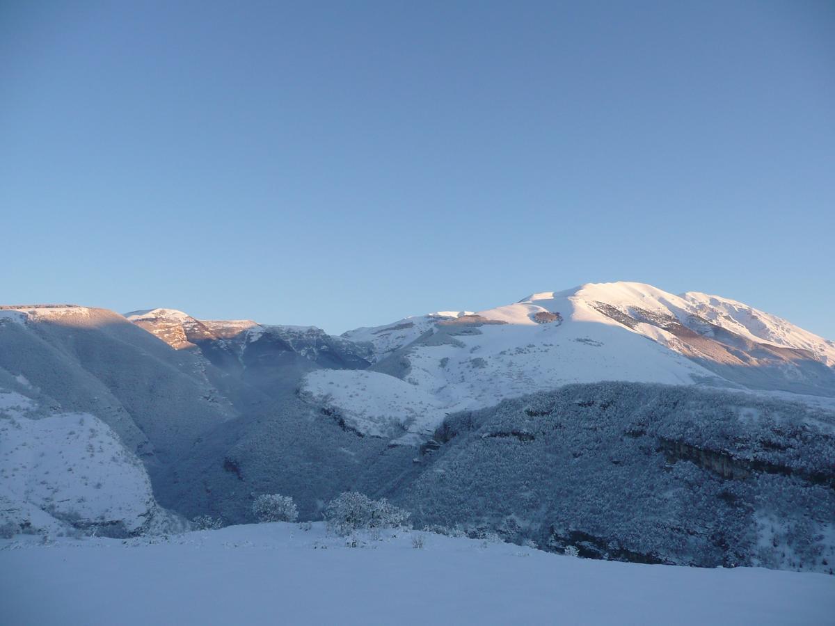 Poesia D'Abruzzo Villa การามานิโก แตร์เม ภายนอก รูปภาพ